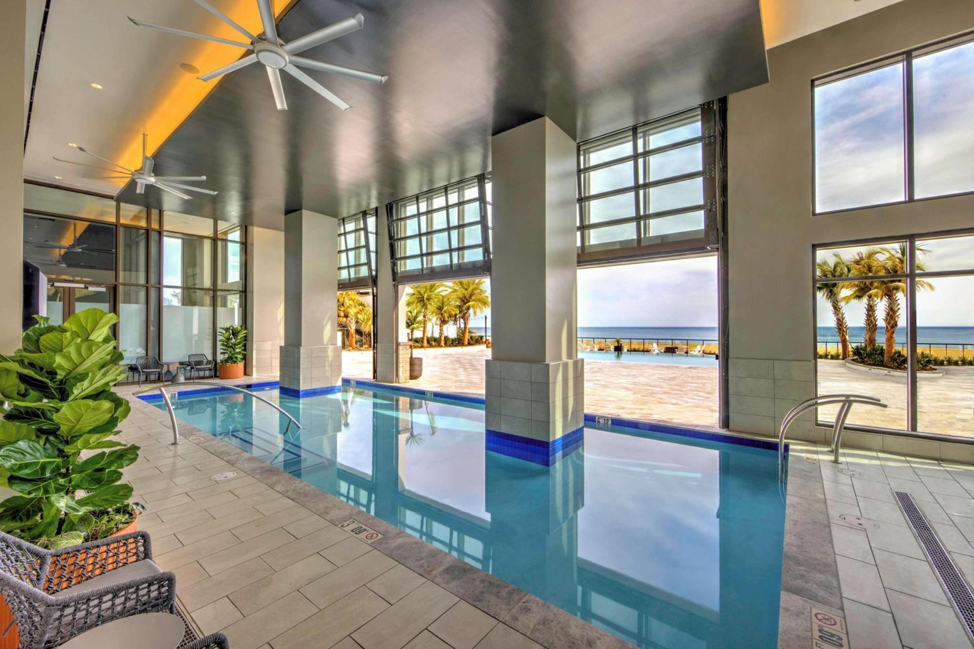 Embassy Suites By Hilton Virginia Beach Oceanfront Resort ภายนอก รูปภาพ